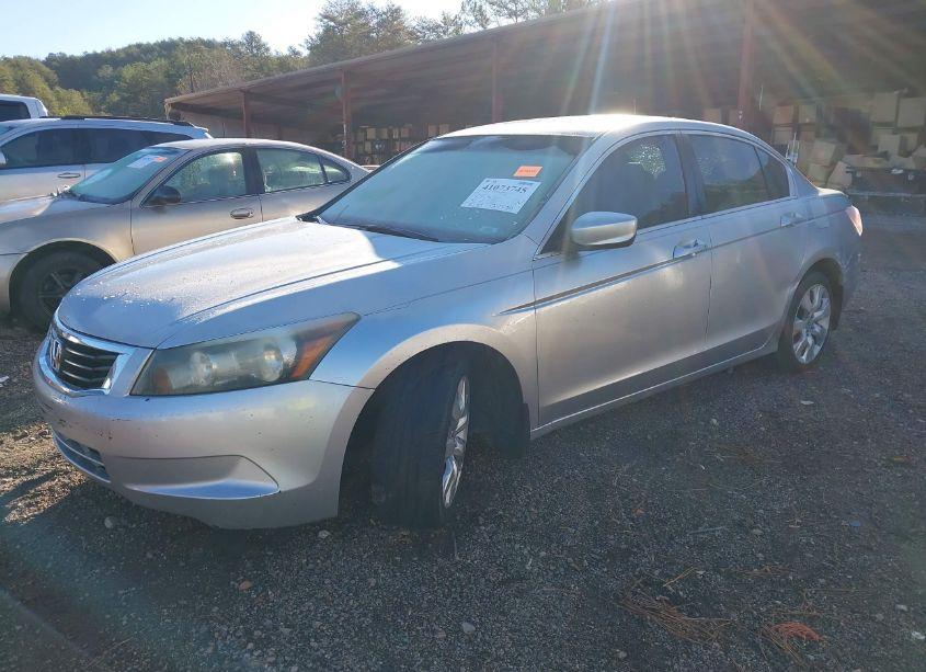 Photo 2 of 2008 Honda Accord 2.4 EX-L (VIN 1HGCP26848A096854)