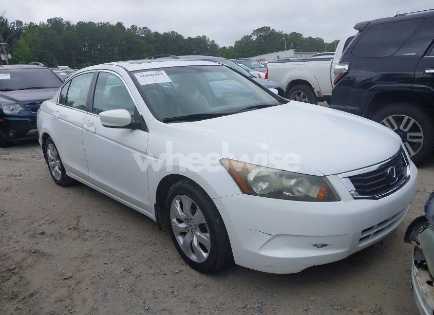 2008 Honda Accord 2.4 EX-L (VIN 1HGCP26848A130260) main photo