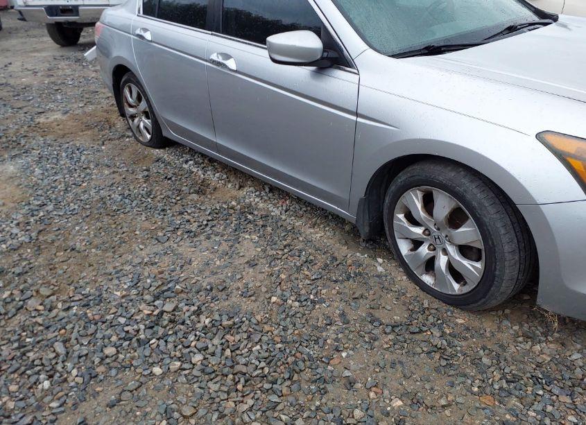 Photo 13 of 2008 Honda Accord 2.4 EX-L (VIN 1HGCP26848A143767)