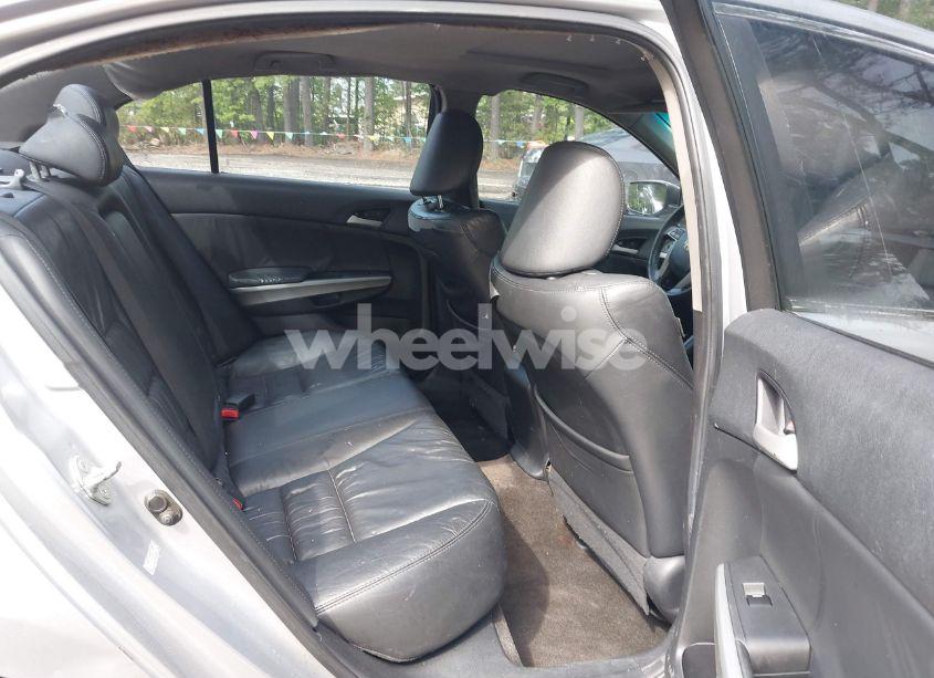 Photo 8 of 2009 Honda Accord 2.4 EX-L (VIN 1HGCP26849A013747)