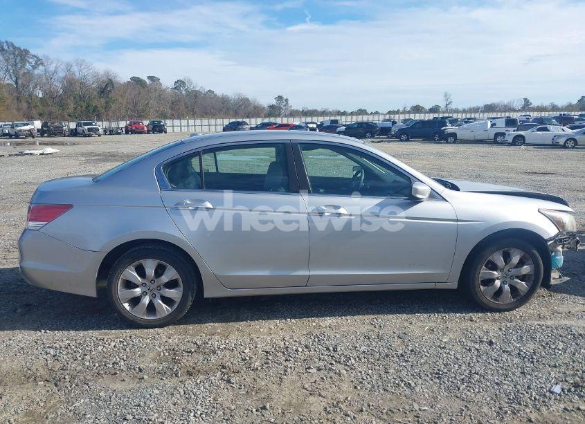 Photo 13 of 2009 Honda Accord 2.4 EX-L (VIN 1HGCP26849A018057)