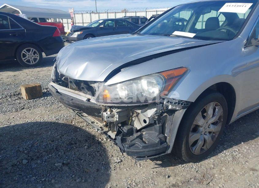 Photo 6 of 2009 Honda Accord 2.4 EX-L (VIN 1HGCP26849A018057)