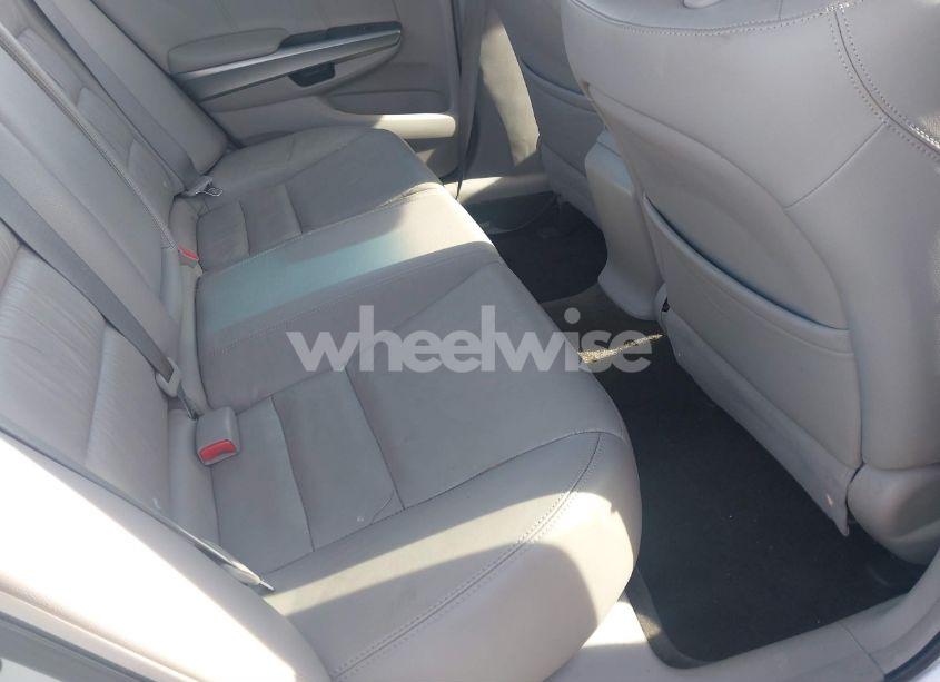 Photo 8 of 2009 Honda Accord 2.4 EX-L (VIN 1HGCP26849A018057)