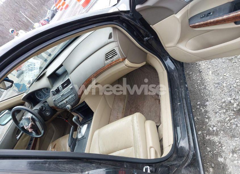 Photo 5 of 2009 Honda Accord 2.4 EX-L (VIN 1HGCP26849A047414)