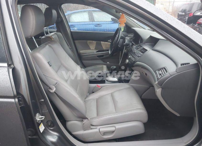 Photo 5 of 2009 Honda Accord 2.4 EX-L (VIN 1HGCP26849A121141)