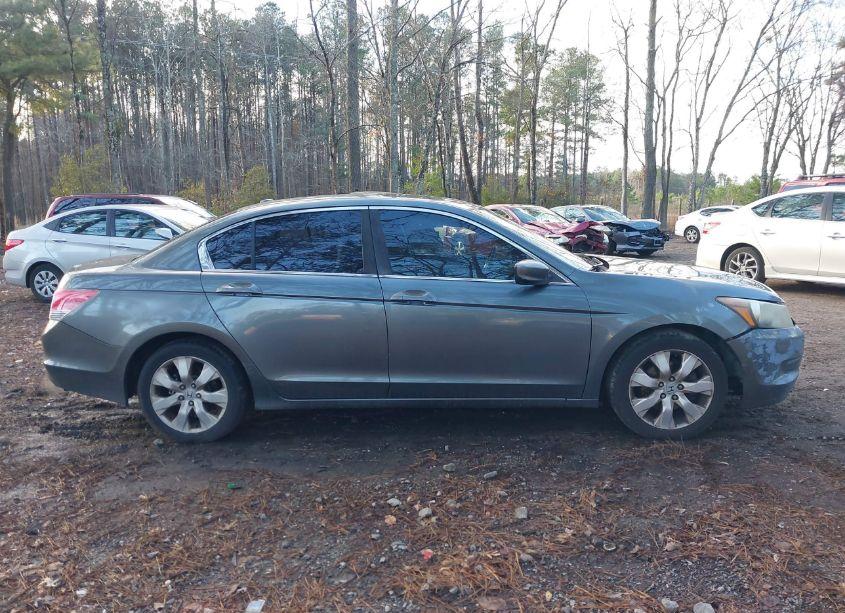 Photo 13 of 2009 Honda Accord 2.4 EX-L (VIN 1HGCP26849A145231)