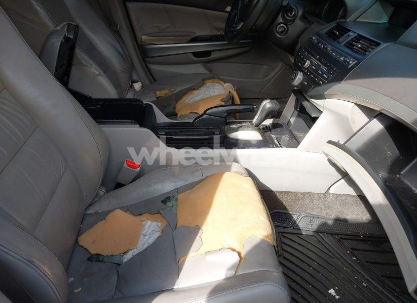 Photo 5 of 2008 Honda Accord 2.4 EX-L (VIN 1HGCP26858A015229)