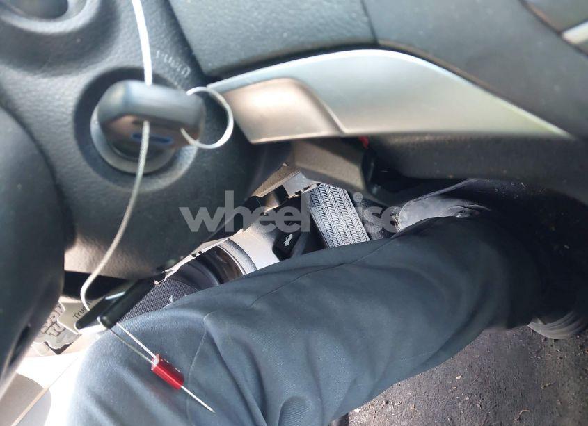 Photo 11 of 2009 Honda Accord 2.4 EX-L (VIN 1HGCP26859A187357)