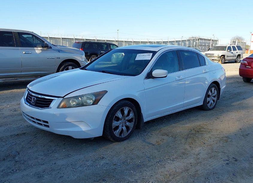 Photo 2 of 2008 Honda Accord 2.4 EX-L (VIN 1HGCP26868A099898)
