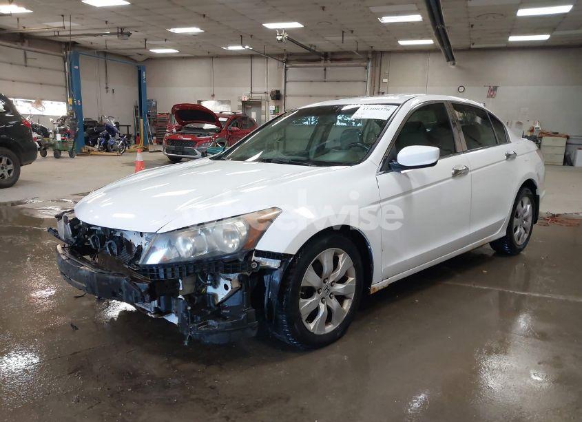 Photo 2 of 2008 Honda Accord 2.4 EX-L (VIN 1HGCP26868A106736)