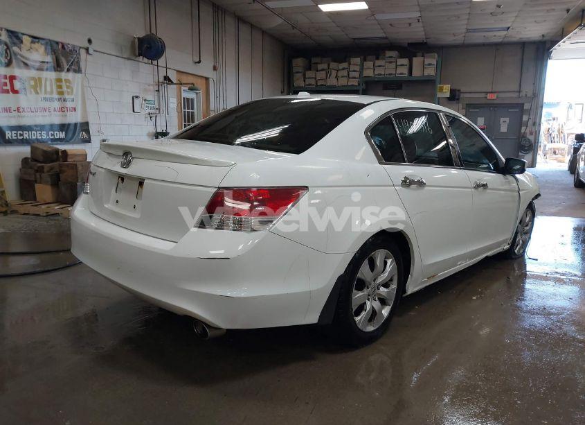Photo 4 of 2008 Honda Accord 2.4 EX-L (VIN 1HGCP26868A106736)