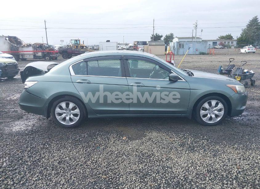 Photo 13 of 2009 Honda Accord 2.4 EX-L (VIN 1HGCP26869A000711)