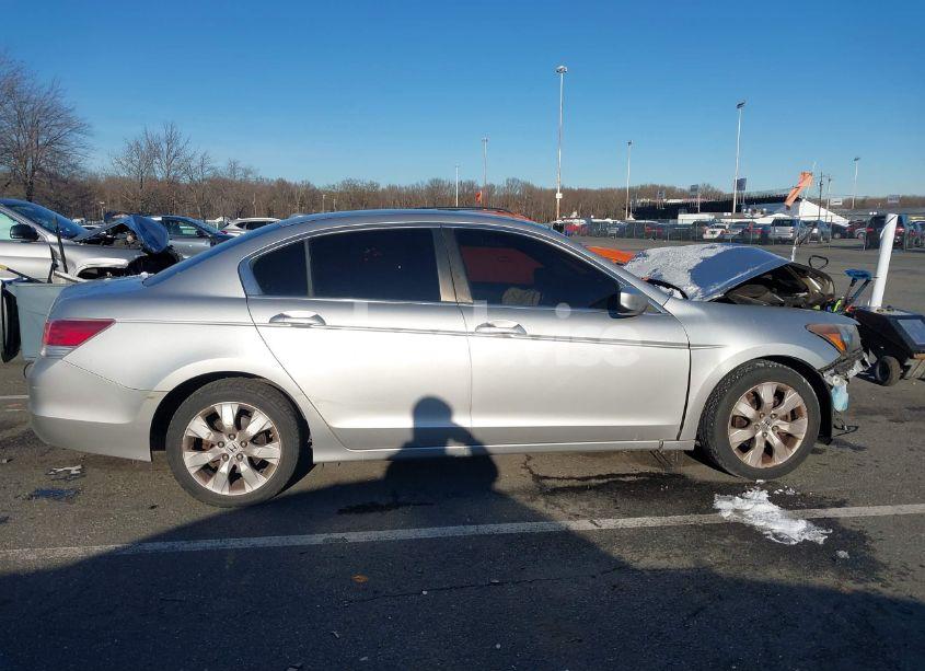 Photo 13 of 2009 Honda Accord 2.4 EX-L (VIN 1HGCP26869A108357)