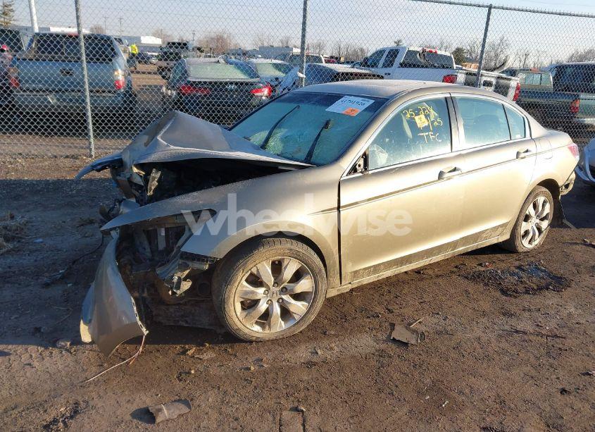 Photo 2 of 2009 Honda Accord 2.4 EX-L (VIN 1HGCP26869A143755)