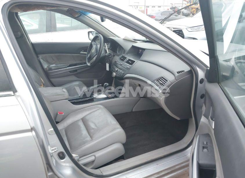 Photo 5 of 2008 Honda Accord 2.4 EX-L (VIN 1HGCP26878A027401)