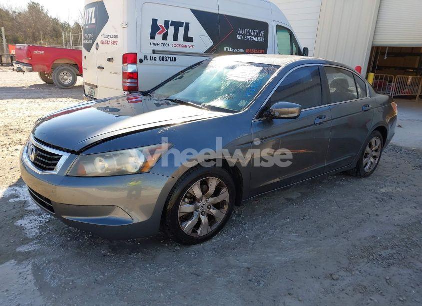 Photo 2 of 2009 Honda Accord 2.4 EX-L (VIN 1HGCP26879A016500)