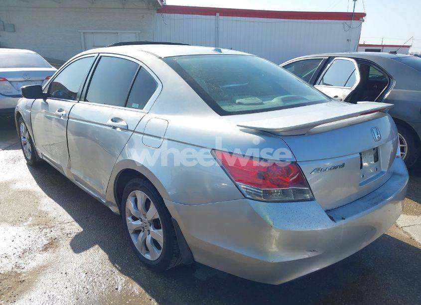 Photo 3 of 2009 Honda Accord 2.4 EX-L (VIN 1HGCP26879A070167)