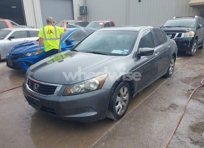 Photo 2 of 2009 Honda Accord 2.4 EX-L (VIN 1HGCP26879A079886)
