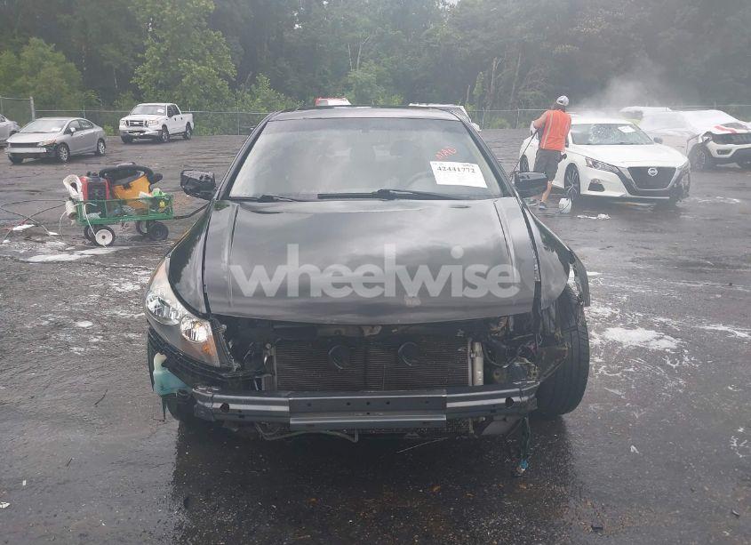 Photo 13 of 2009 Honda Accord 2.4 EX-L (VIN 1HGCP26879A172083)