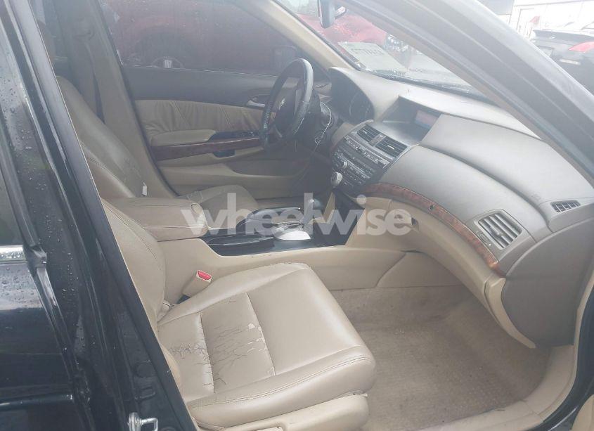 Photo 5 of 2009 Honda Accord 2.4 EX-L (VIN 1HGCP26879A172083)