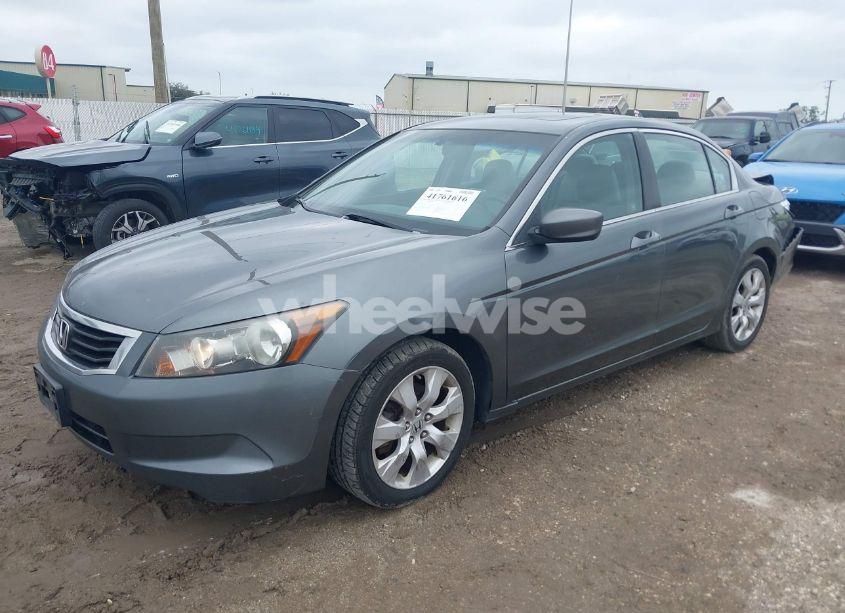Photo 2 of 2008 Honda Accord 2.4 EX-L (VIN 1HGCP26888A030064)
