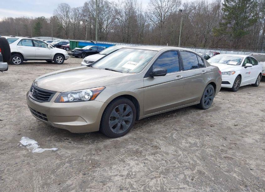 Photo 2 of 2009 Honda Accord SDN (VIN 1HGCP26889A028056)