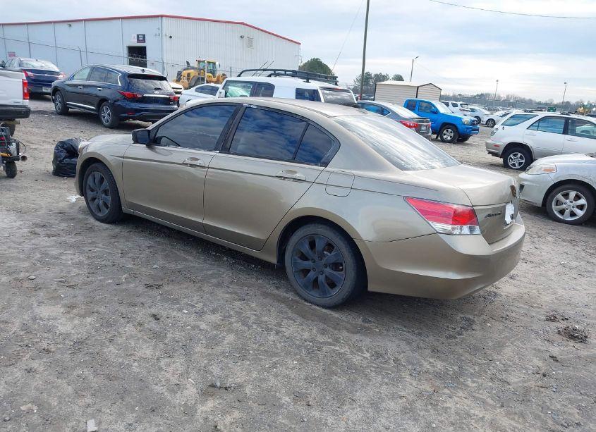 Photo 3 of 2009 Honda Accord SDN (VIN 1HGCP26889A028056)