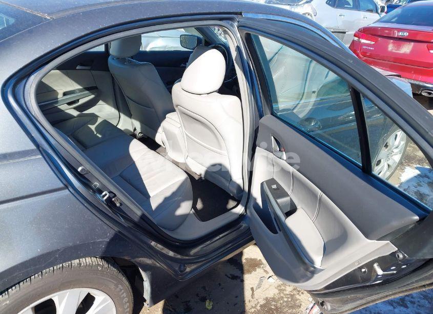 Photo 8 of 2009 Honda Accord 2.4 EX-L (VIN 1HGCP26889A053331)