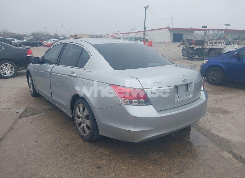 Photo 3 of 2009 Honda Accord 2.4 EX-L (VIN 1HGCP26889A083574)