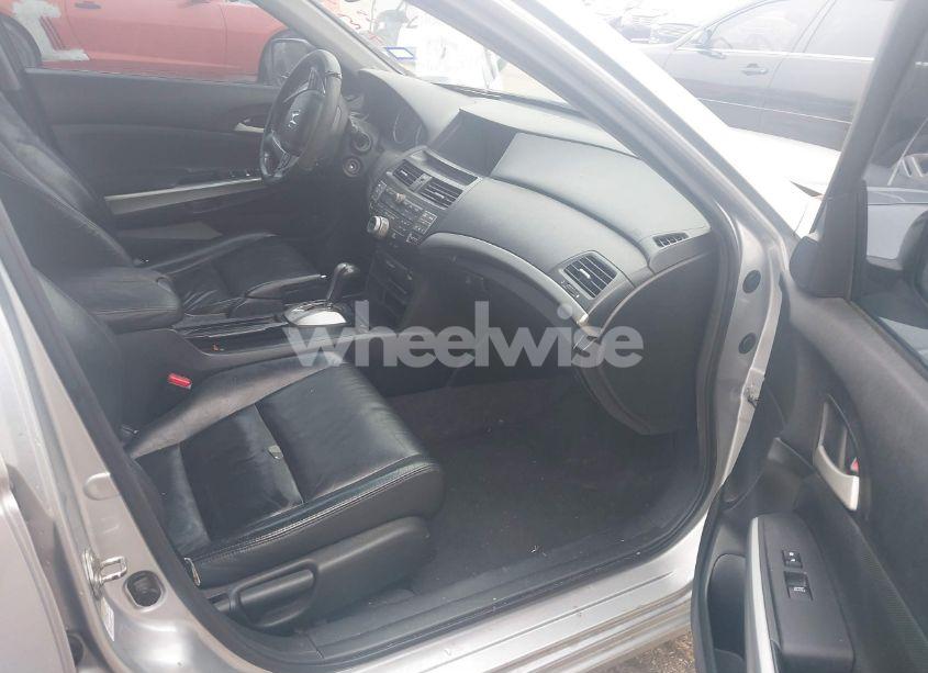 Photo 5 of 2009 Honda Accord 2.4 EX-L (VIN 1HGCP26889A083574)