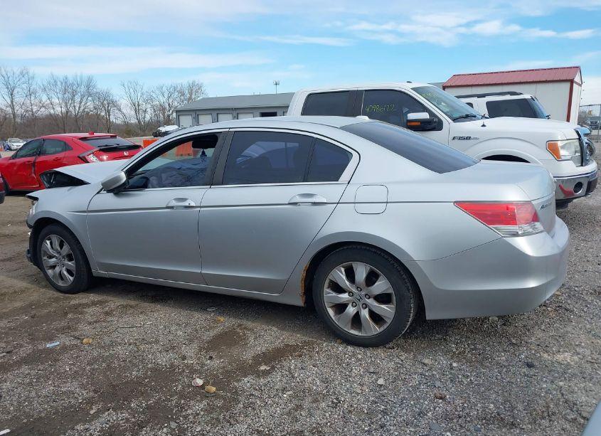 Photo 15 of 2009 Honda Accord 2.4 EX-L (VIN 1HGCP26889A101801)