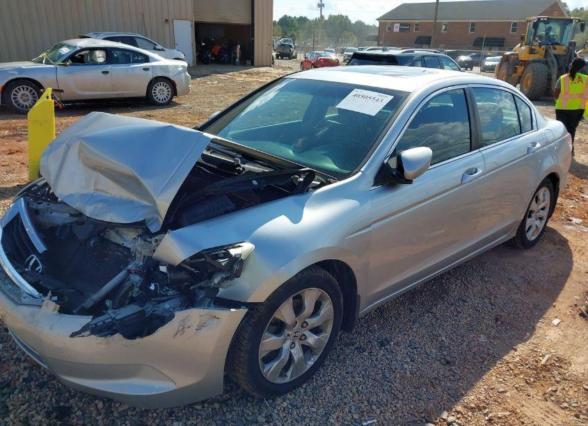 Photo 2 of 2009 Honda Accord 2.4 EX-L (VIN 1HGCP26889A103189)