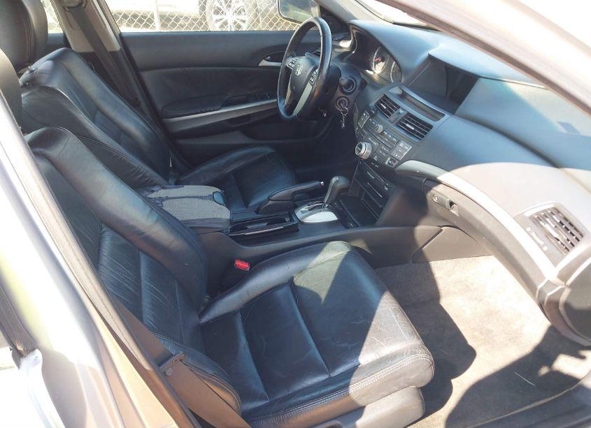 Photo 5 of 2009 Honda Accord 2.4 EX-L (VIN 1HGCP26889A103189)