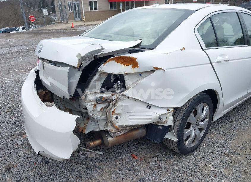Photo 13 of 2009 Honda Accord 2.4 EX-L (VIN 1HGCP26889A109106)