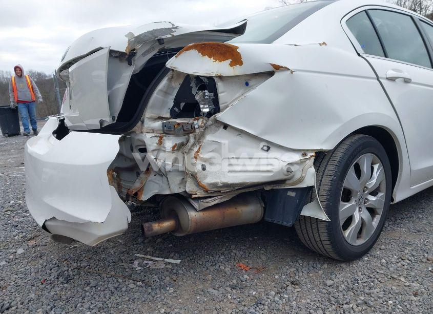 Photo 14 of 2009 Honda Accord 2.4 EX-L (VIN 1HGCP26889A109106)