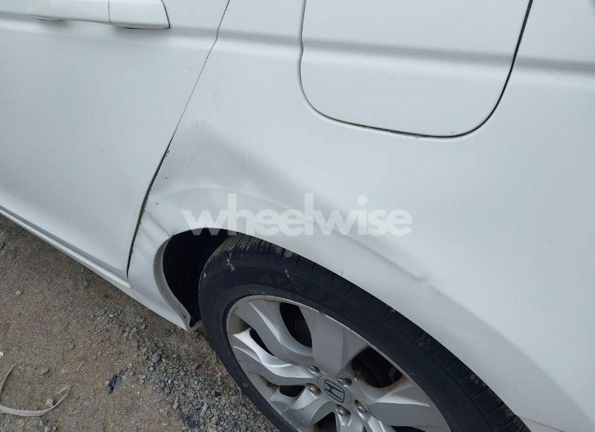 Photo 17 of 2009 Honda Accord 2.4 EX-L (VIN 1HGCP26889A109106)