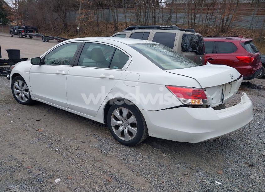 Photo 3 of 2009 Honda Accord 2.4 EX-L (VIN 1HGCP26889A109106)