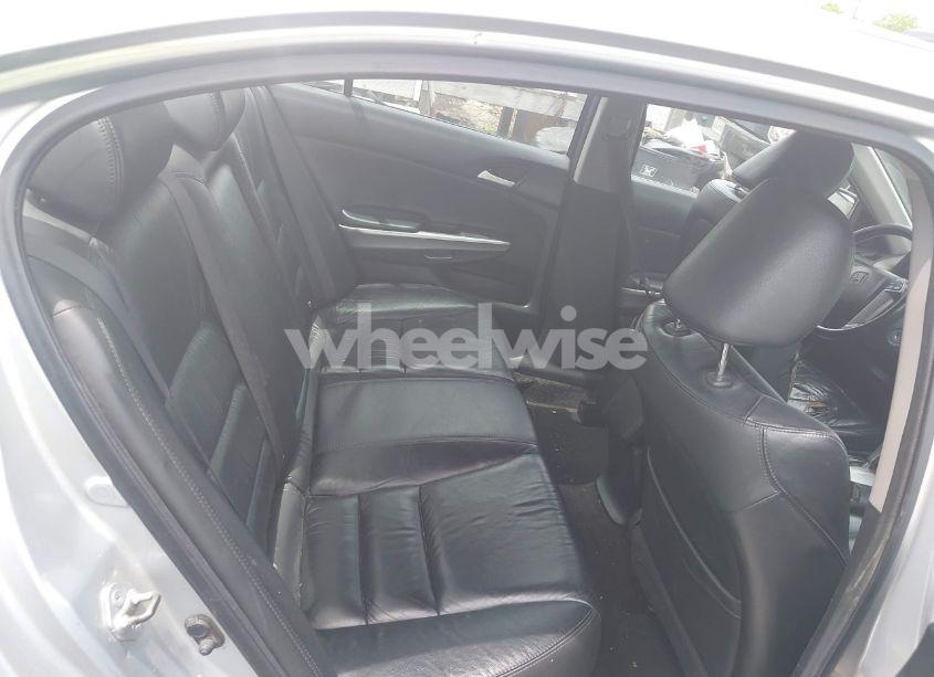 Photo 8 of 2009 Honda Accord 2.4 EX-L (VIN 1HGCP26889A137441)