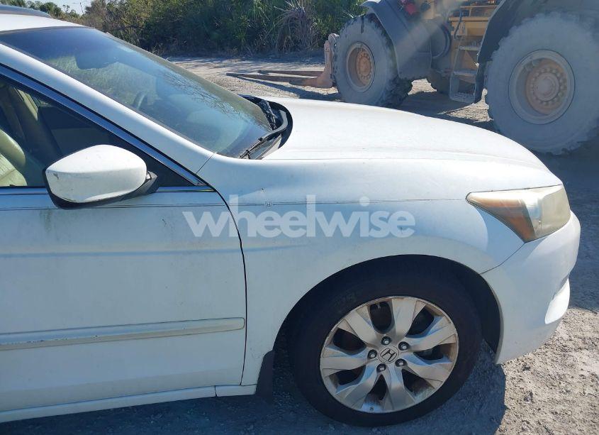 Photo 12 of 2008 Honda Accord 2.4 EX-L (VIN 1HGCP26898A150701)