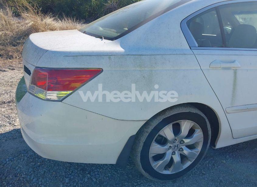 Photo 14 of 2008 Honda Accord 2.4 EX-L (VIN 1HGCP26898A150701)