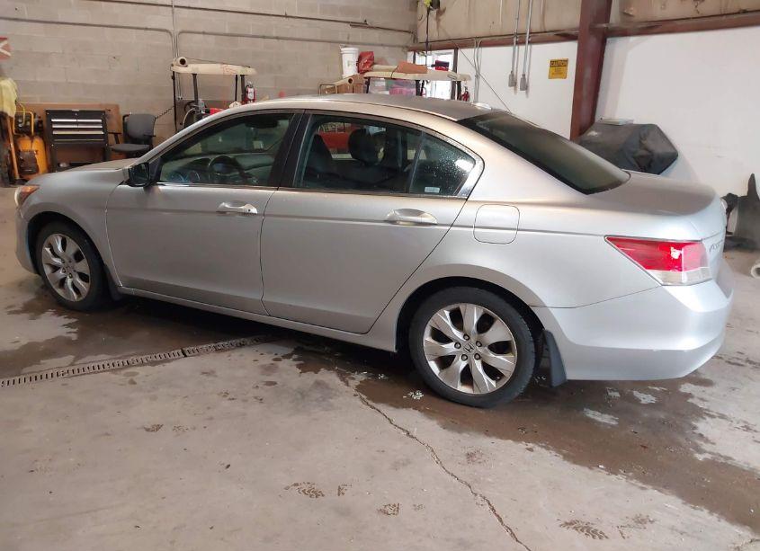 Photo 3 of 2008 Honda Accord 2.4 EX-L (VIN 1HGCP26898A158300)