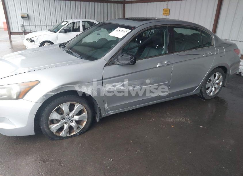 Photo 6 of 2009 Honda Accord 2.4 EX-L (VIN 1HGCP26899A029023)