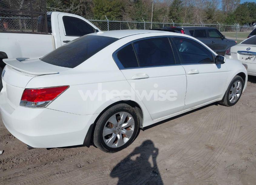 Photo 4 of 2009 Honda Accord 2.4 EX-L (VIN 1HGCP26899A032987)