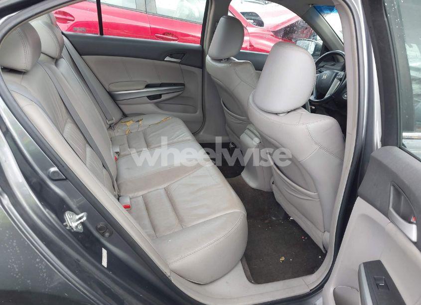 Photo 8 of 2009 Honda Accord 2.4 EX-L (VIN 1HGCP26899A053323)