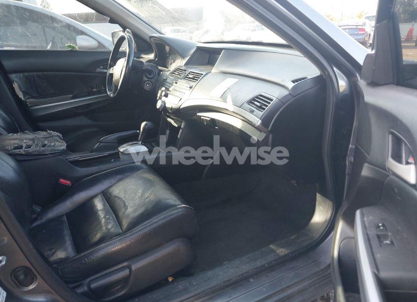 Photo 5 of 2009 Honda Accord 2.4 EX-L (VIN 1HGCP26899A055797)