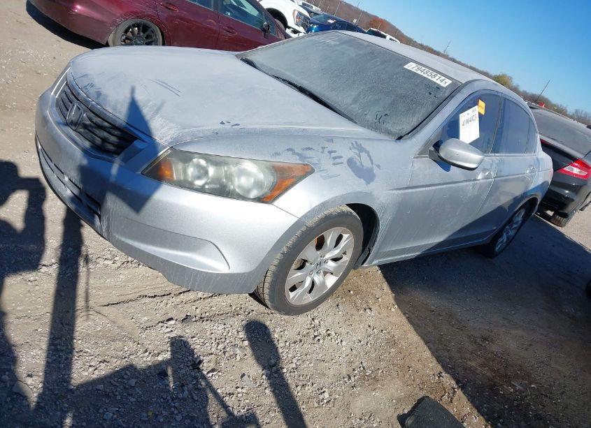 Photo 2 of 2009 Honda Accord 2.4 EX-L (VIN 1HGCP26899A072745)