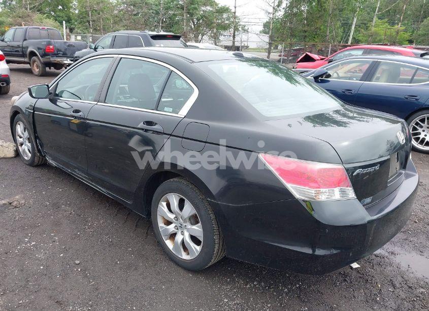 Photo 3 of 2009 Honda Accord 2.4 EX-L (VIN 1HGCP26899A075645)