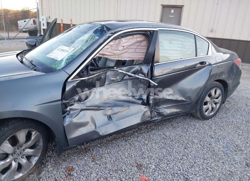 Photo 6 of 2009 Honda Accord 2.4 EX-L (VIN 1HGCP26899A079260)