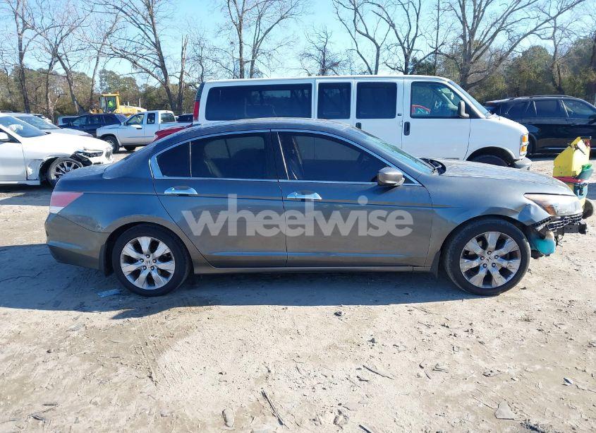 Photo 13 of 2009 Honda Accord 2.4 EX-L (VIN 1HGCP26899A125895)