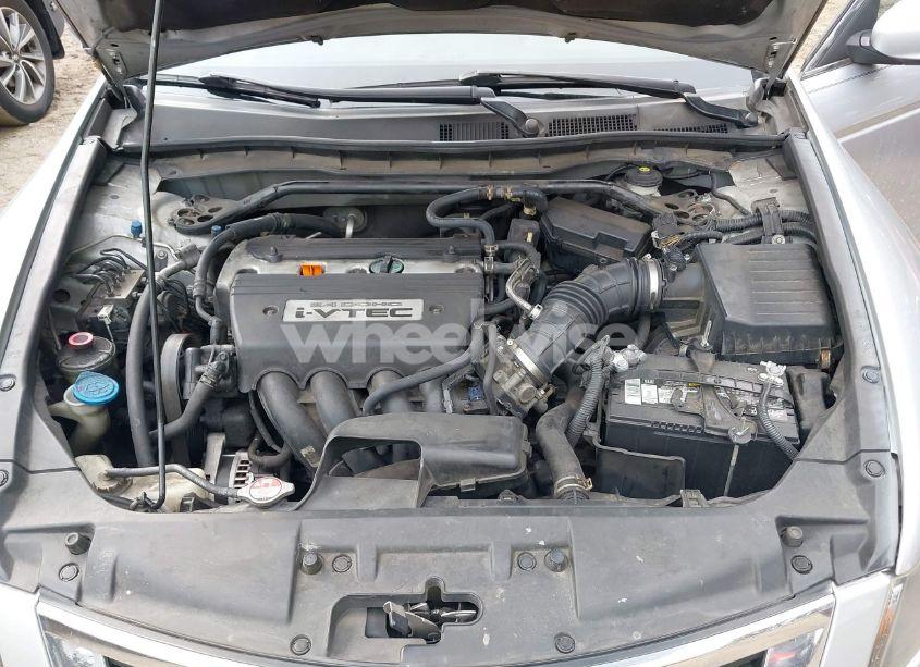 Photo 10 of 2008 Honda Accord 2.4 EX-L (VIN 1HGCP268X8A014612)